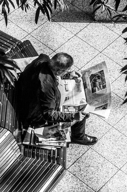 Jak reagovat na zprávy a budovat důvěru mezi uživateli